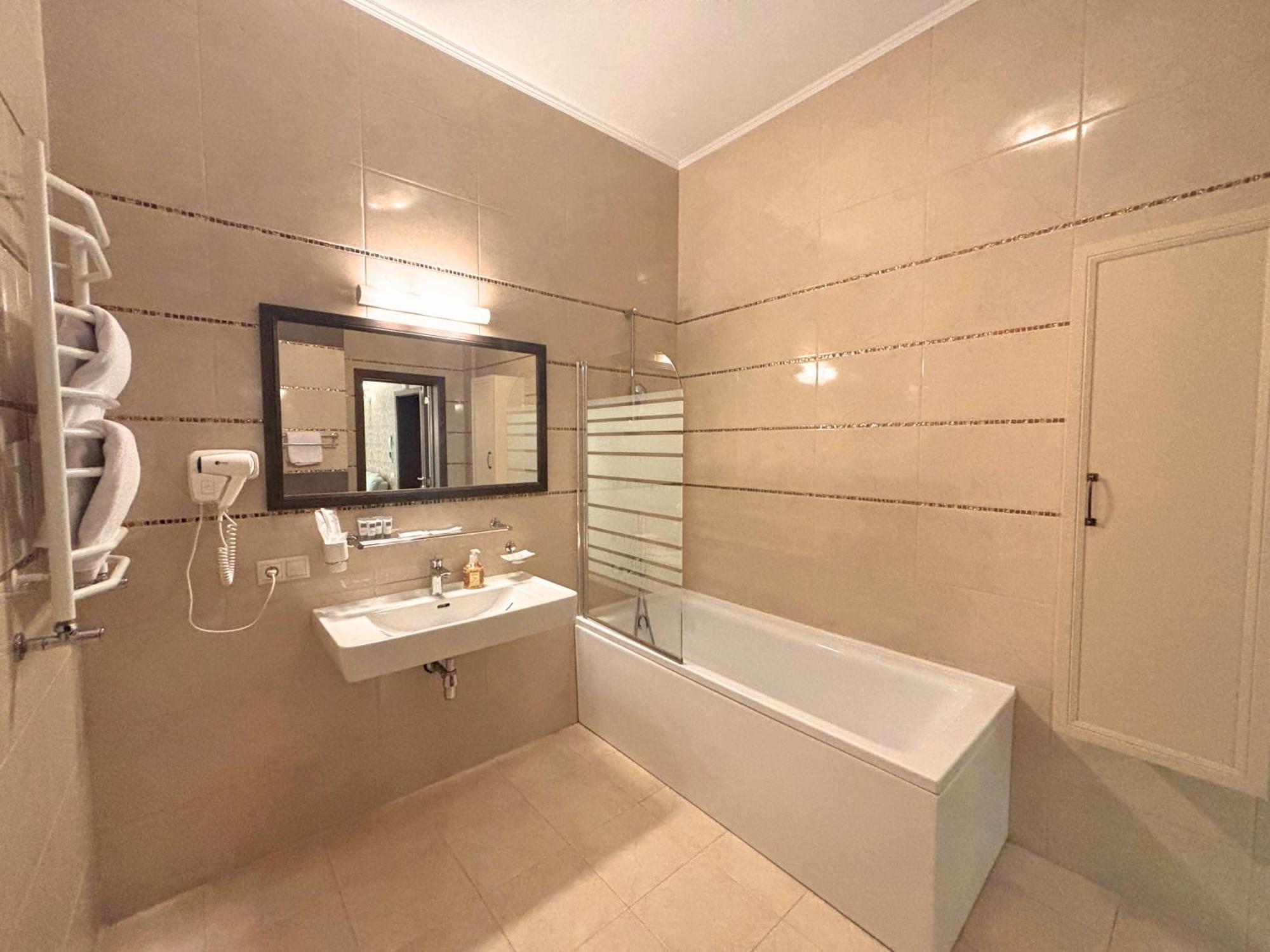 Hotel Odeska Astoria Odessa Zimmer foto
