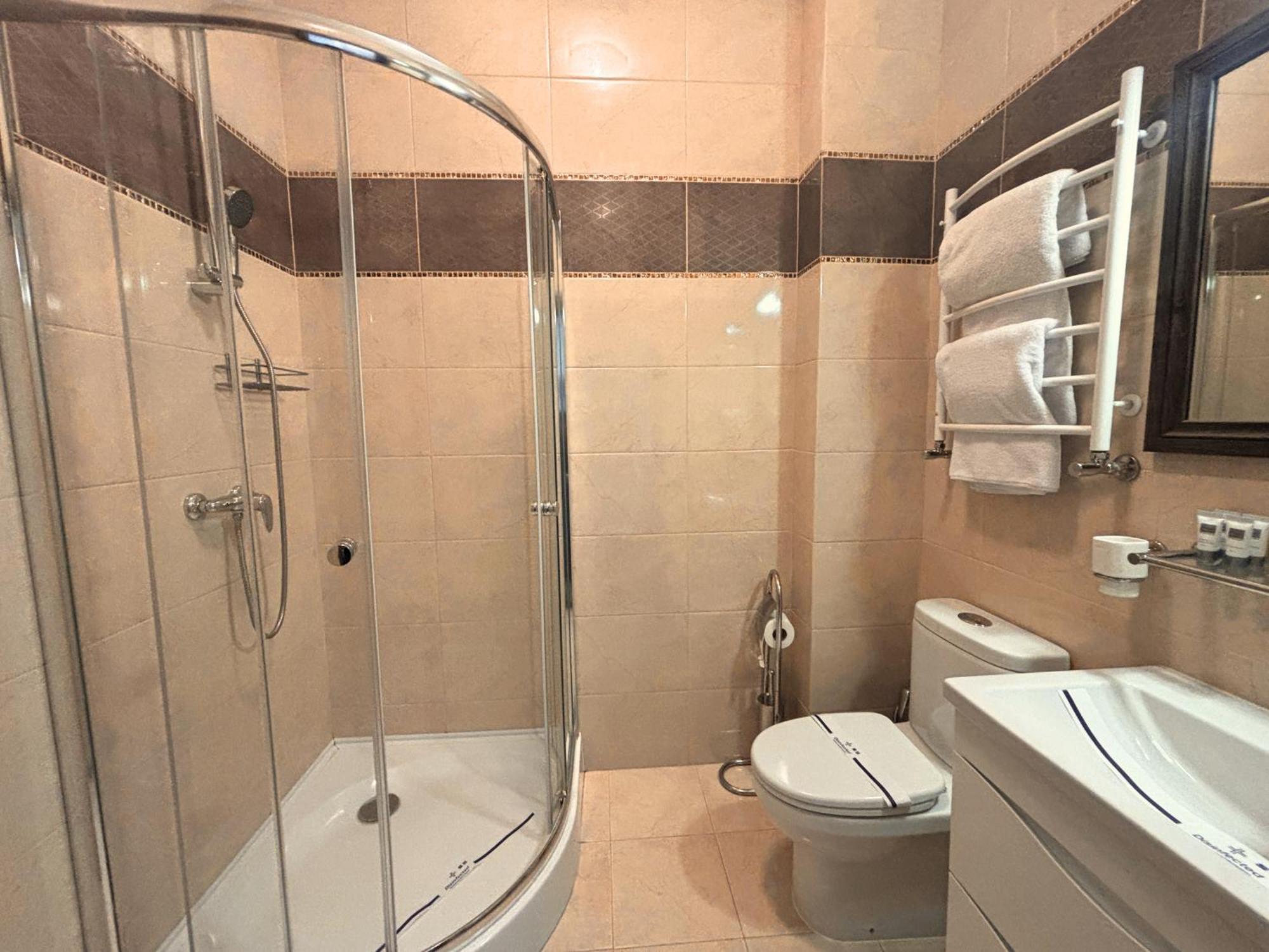 Hotel Odeska Astoria Odessa Zimmer foto